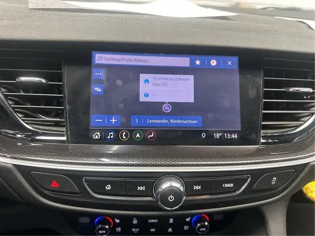 Opel Insignia view 11
