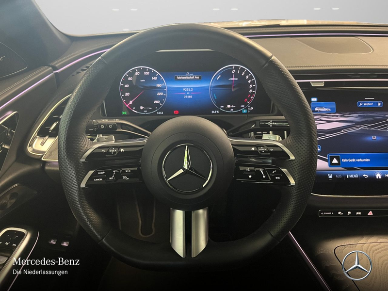 Mercedes-Benz E 300 e T AMG Fahrass 360° Pano Burmester Distr+ — photo 14