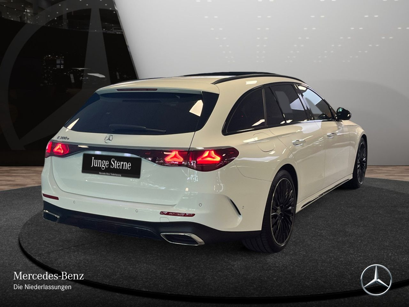 Mercedes-Benz E 300 e T AMG Fahrass 360° Pano Burmester Distr+ — photo 8