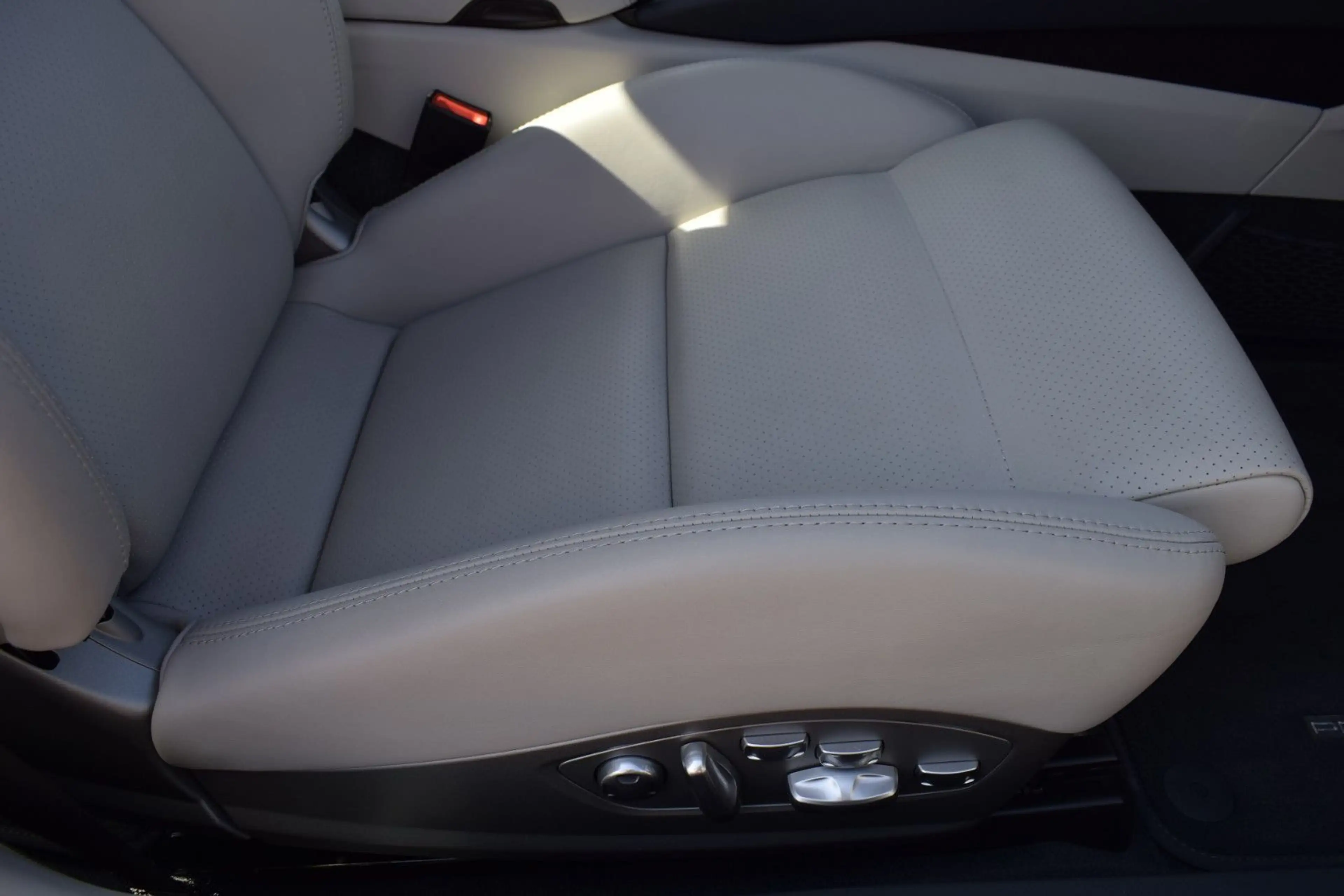 Porsche 911 Turbo S Led Leder Navi BOSE SHZ — photo 15