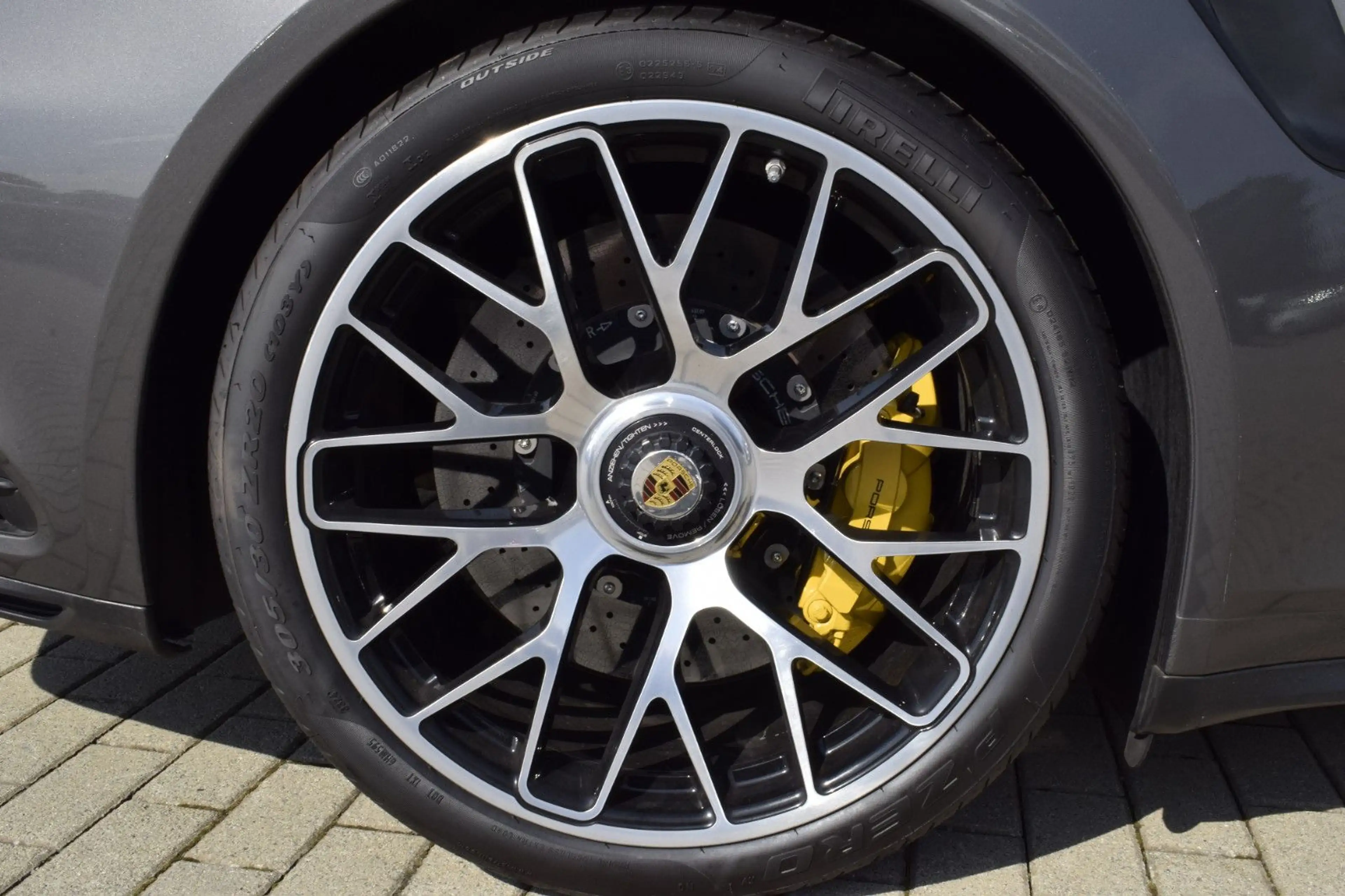 Porsche 911 Turbo S Led Leder Navi BOSE SHZ — photo 12