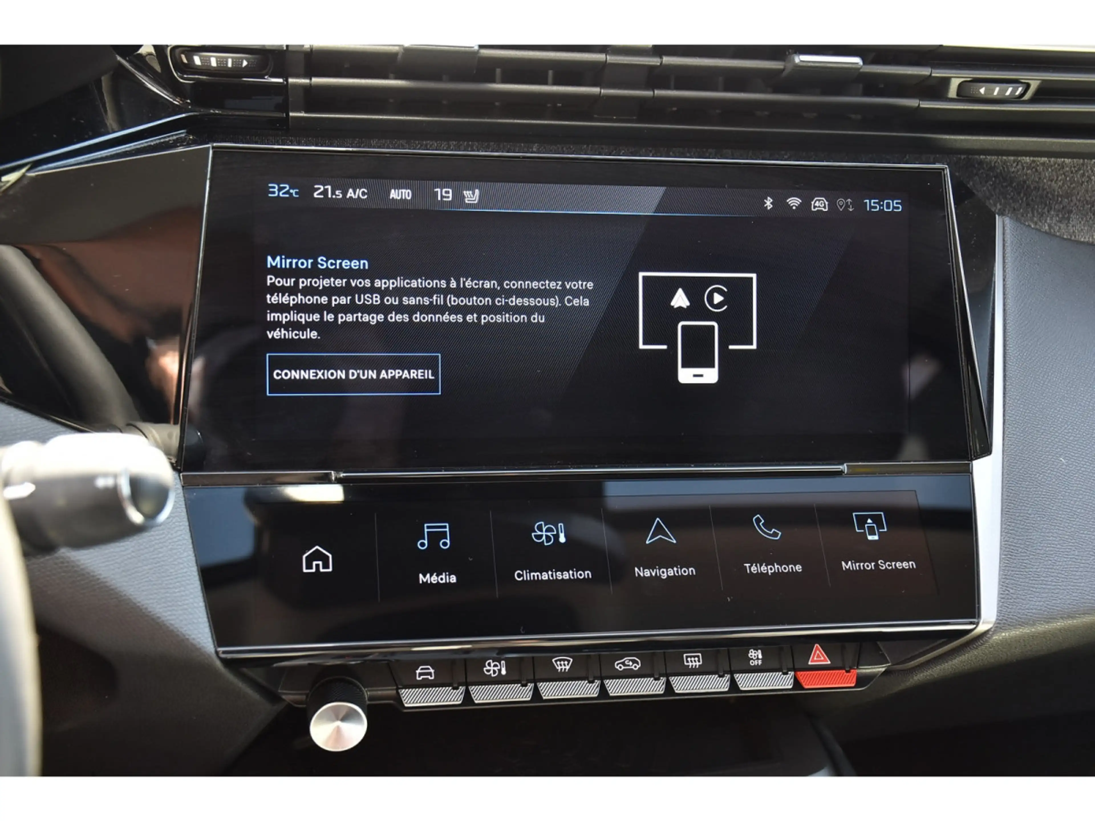 Peugeot 408 1.2 Allure EAT8 SG CHFF CAM360 JA19 1° MAIN — photo 13