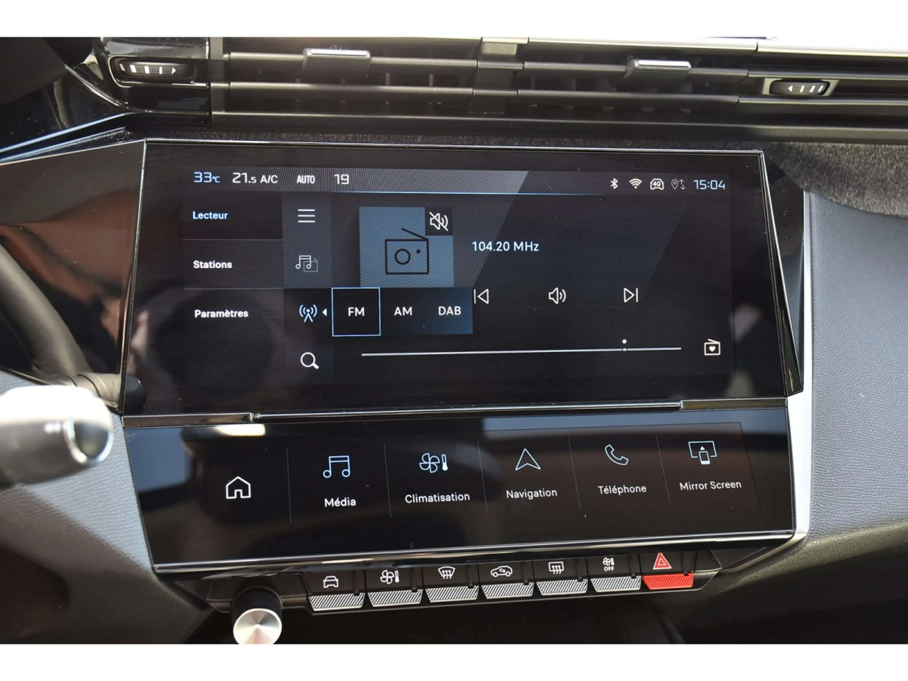 Peugeot 408 1.2 Allure EAT8 SG CHFF CAM360 JA19 1° MAIN — photo 11