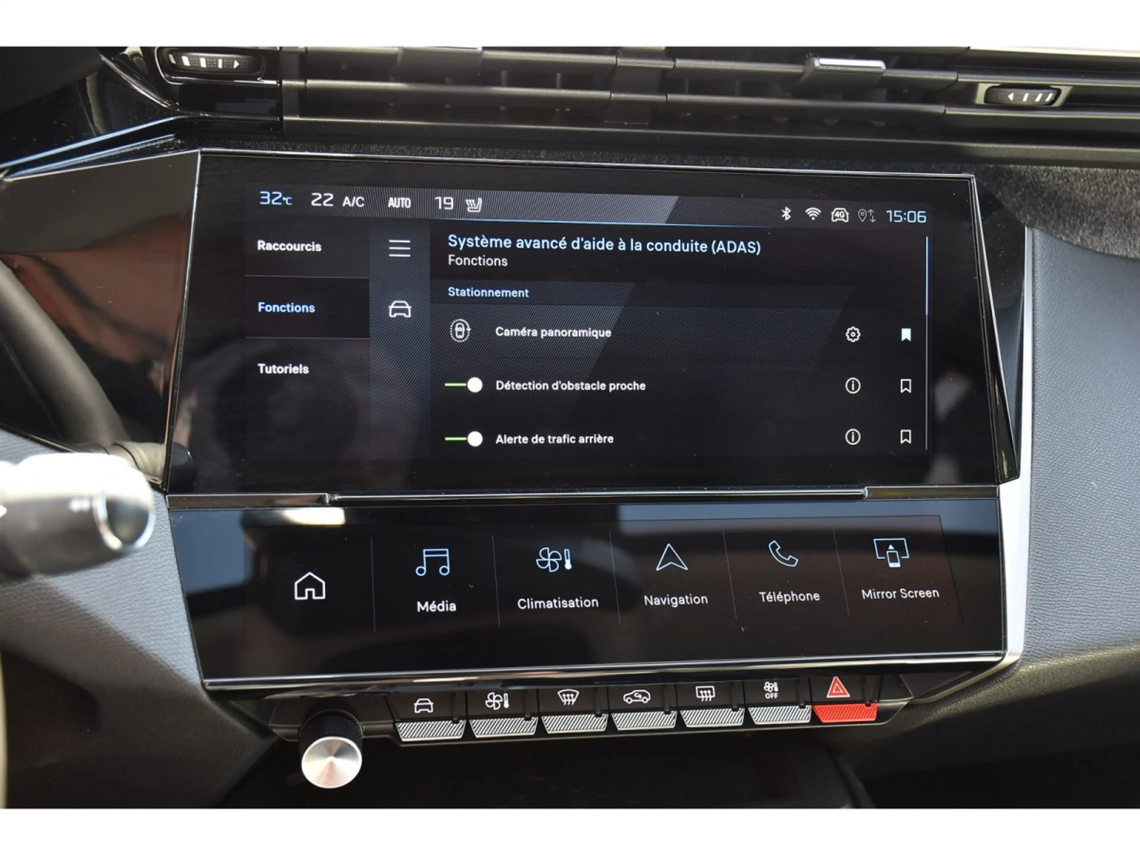 Peugeot 408 1.2 Allure EAT8 SG CHFF CAM360 JA19 1° MAIN — photo 14