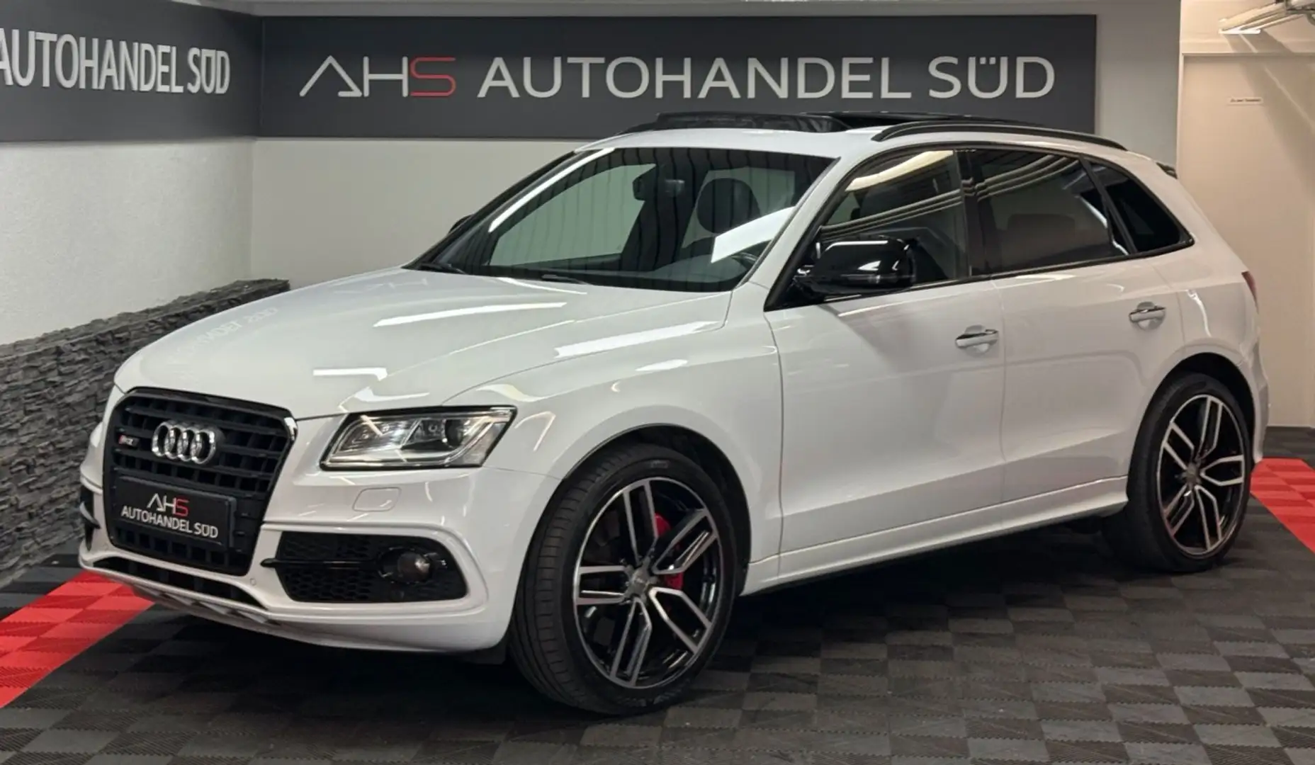 Audi SQ5 3.0 TDI plus quattro*PANO*LEDER*B&O*XENON* - 1