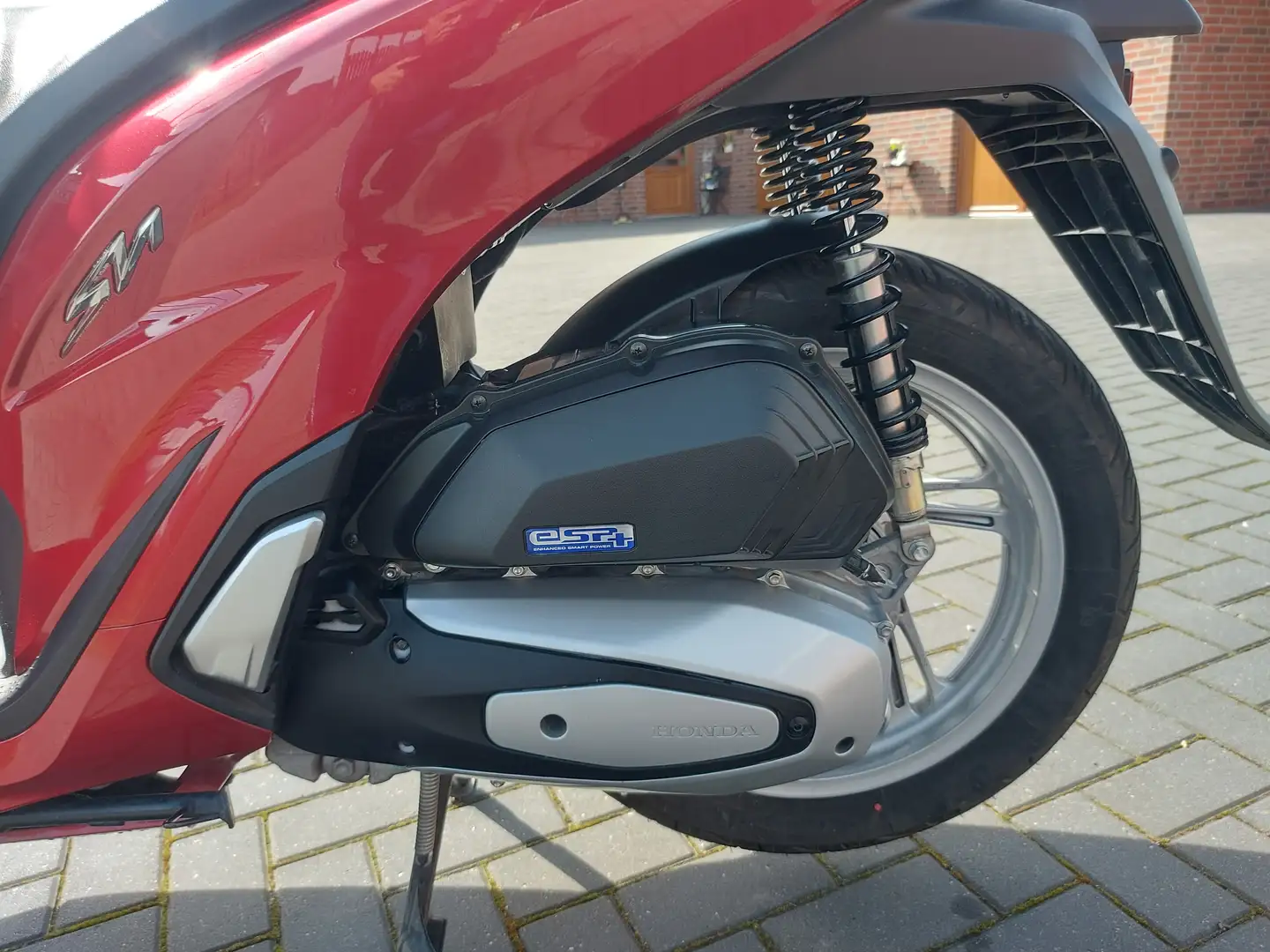 Honda SH 125i Roller/Scooter mit 125ccm, 14PS, Keyless Go, Red - 2