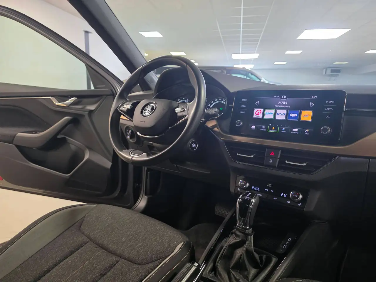 Skoda Kamiq 1.5 TSI Ambition DSG / Automaat / Carplay / Lineassist/, миниатюра 12