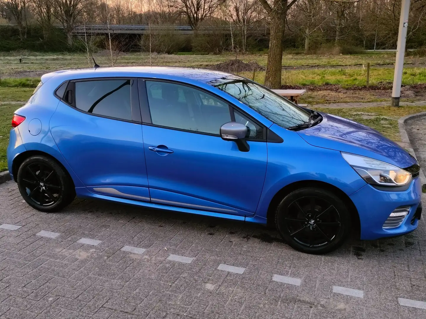 Renault Clio Clio+1.2+GT Blauw - 1