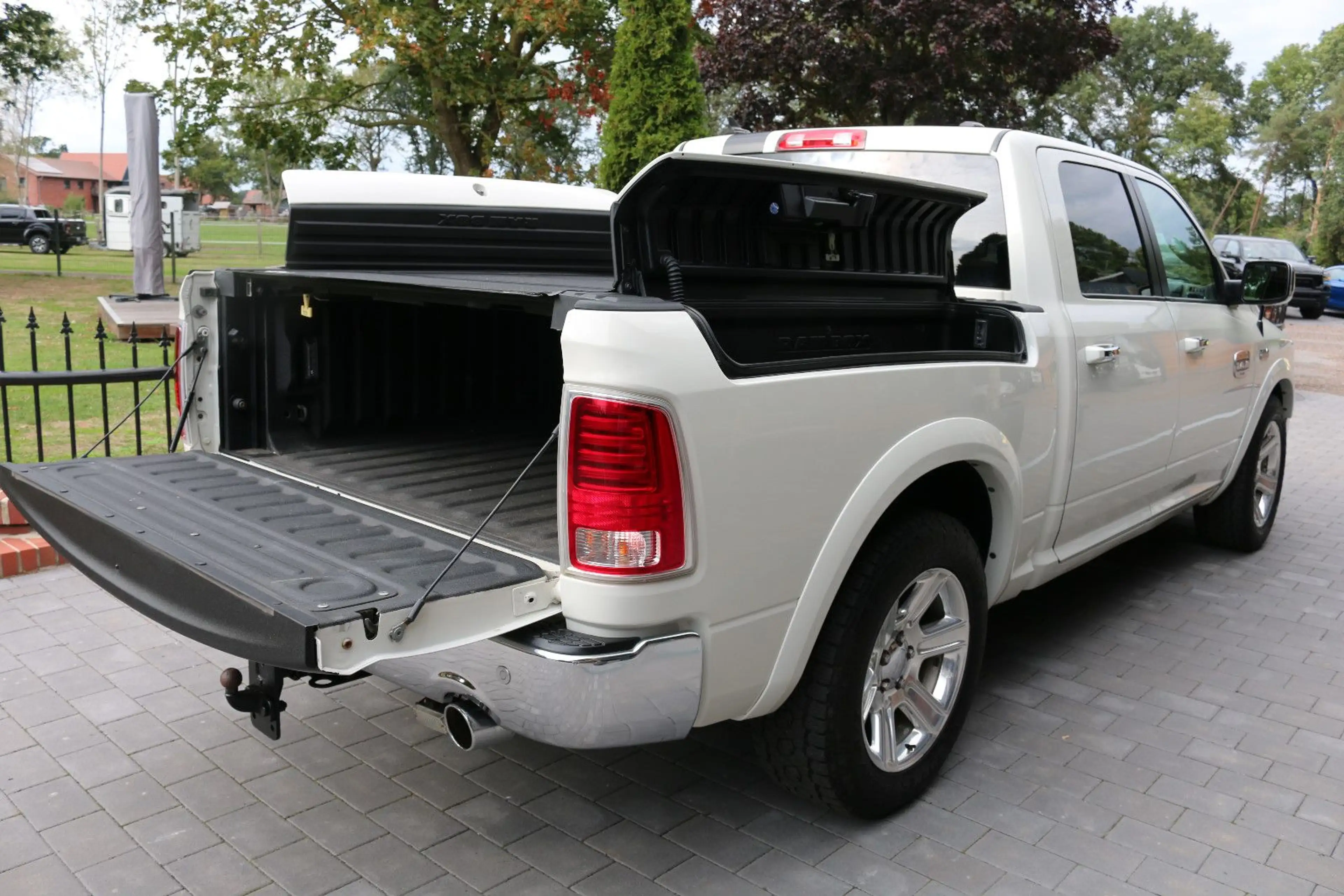Dodge RAM /5,7V8/ALLRAD/LONGHORN/LUFTF./NAVI//AHK/LPGG/ — photo 13