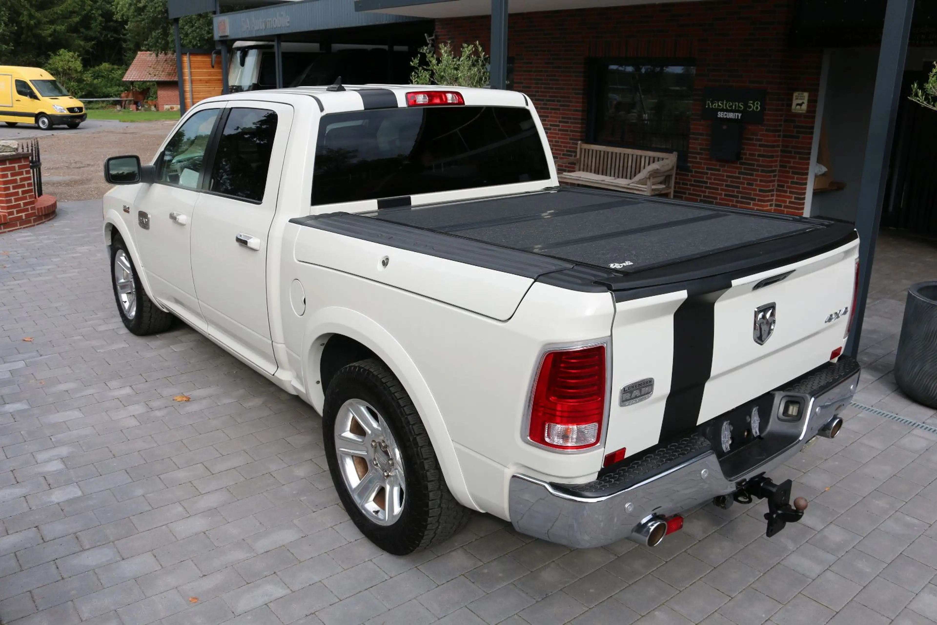 Dodge RAM /5,7V8/ALLRAD/LONGHORN/LUFTF./NAVI//AHK/LPGG/ — photo 12