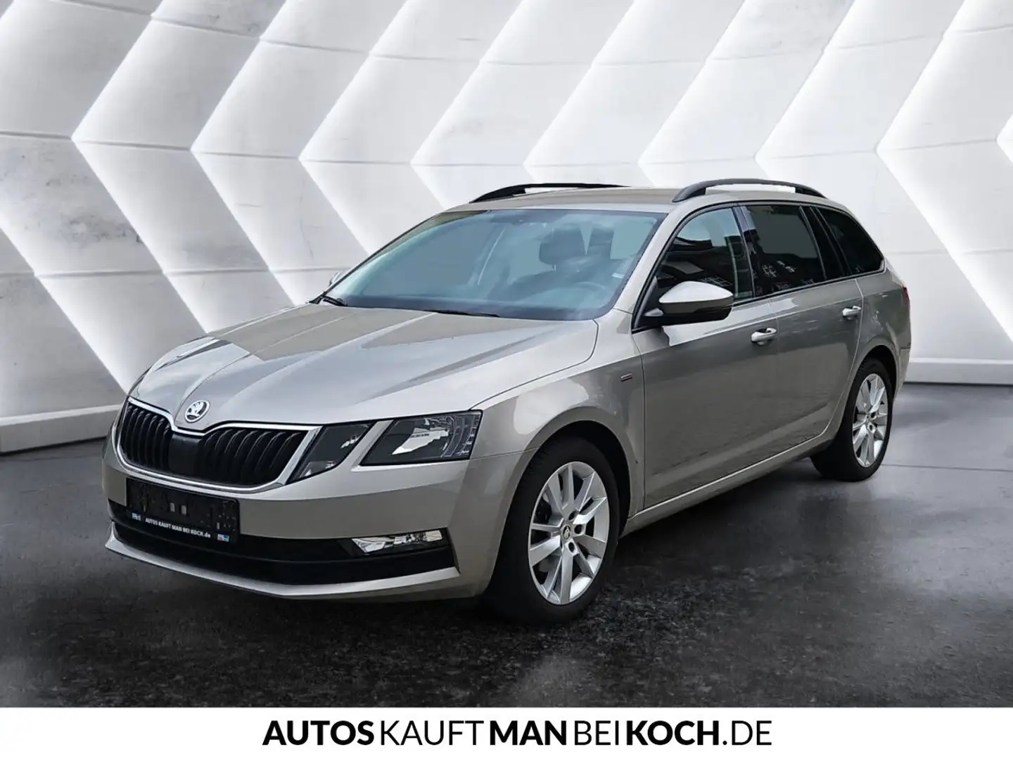 Skoda Octavia Combi 1.0 TSI DSG Clever NAVI Stdhzg Klima Beige - 2