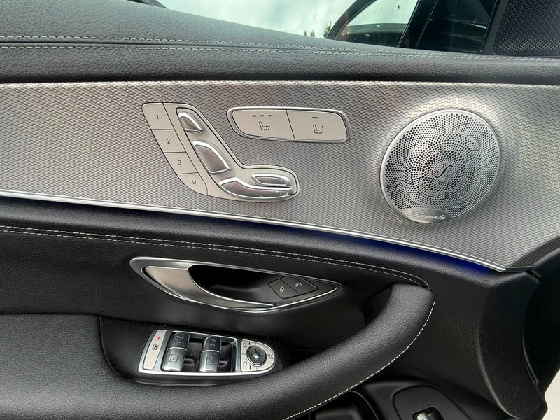 Mercedes-Benz E 450 T 4Matic AMG Line PANO*MEMO*BURM*360° — photo 14