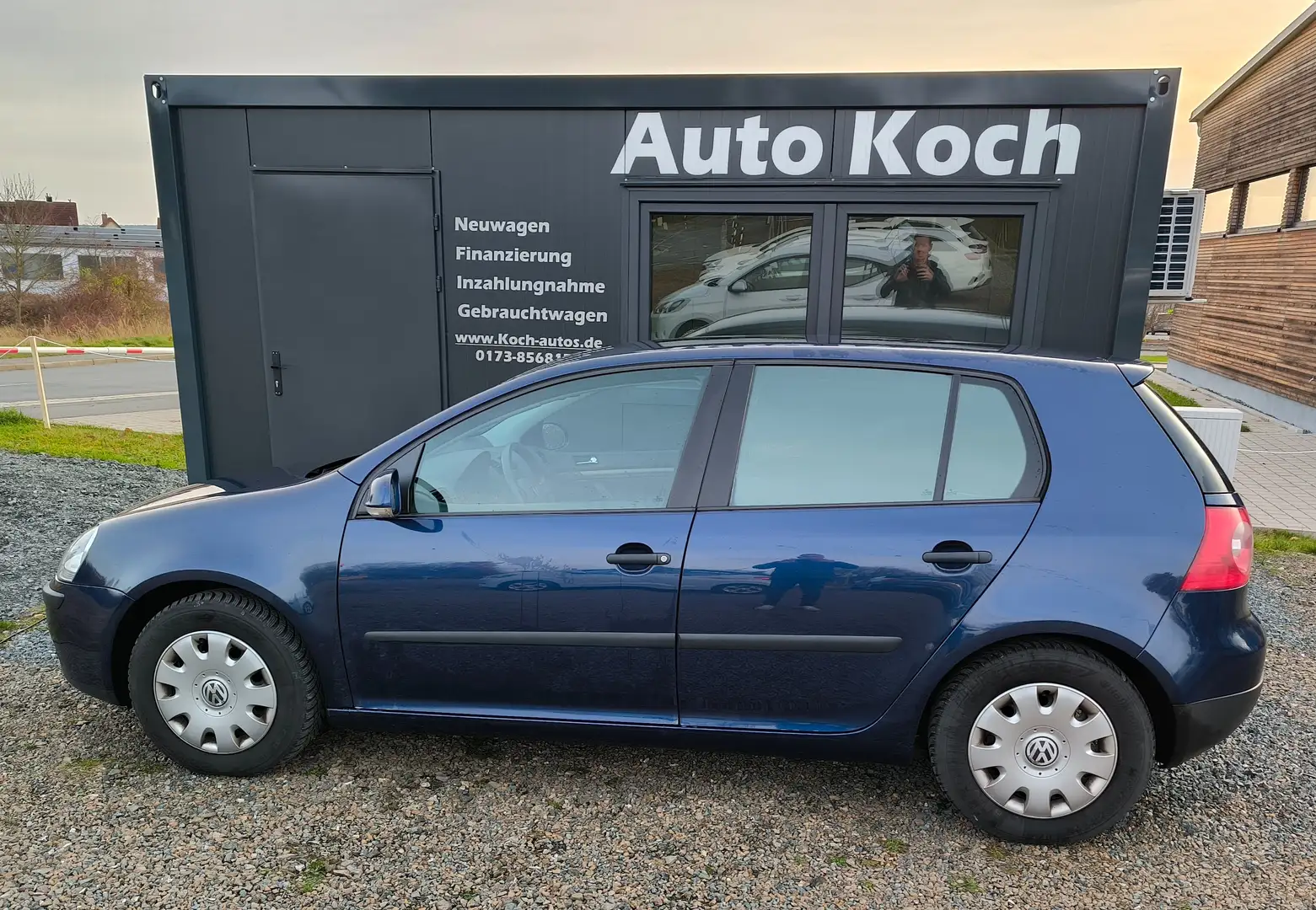 Volkswagen Golf Comfortline 1Hand SHZ Klimaautomatik Blau - 2