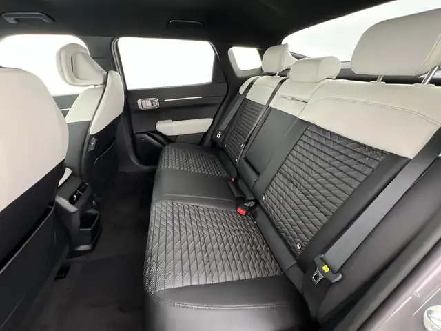 Kia Ev4 view 8