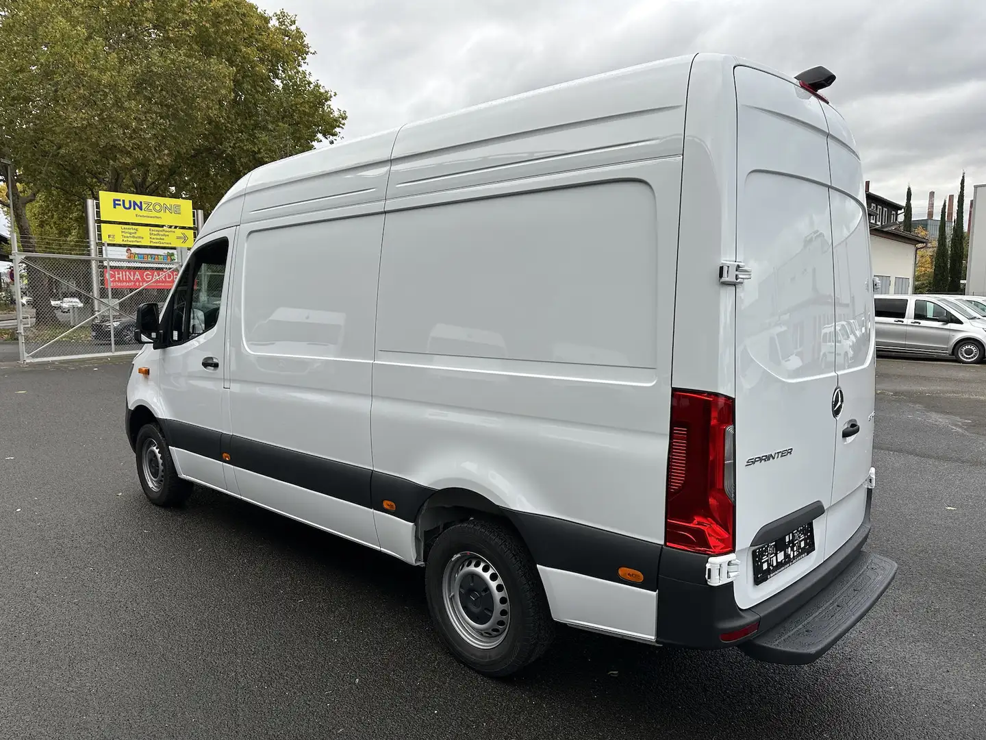 Mercedes-Benz Sprinter 317 CDI RWD L2 MOPF lang hoch Weiß - 2