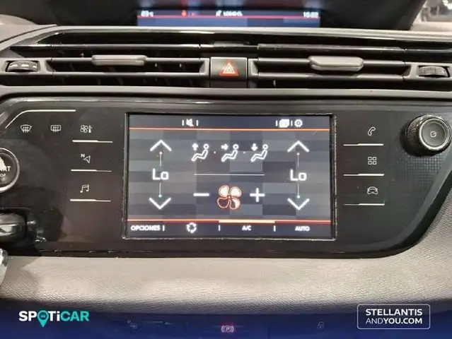 Citroen C4 view 15