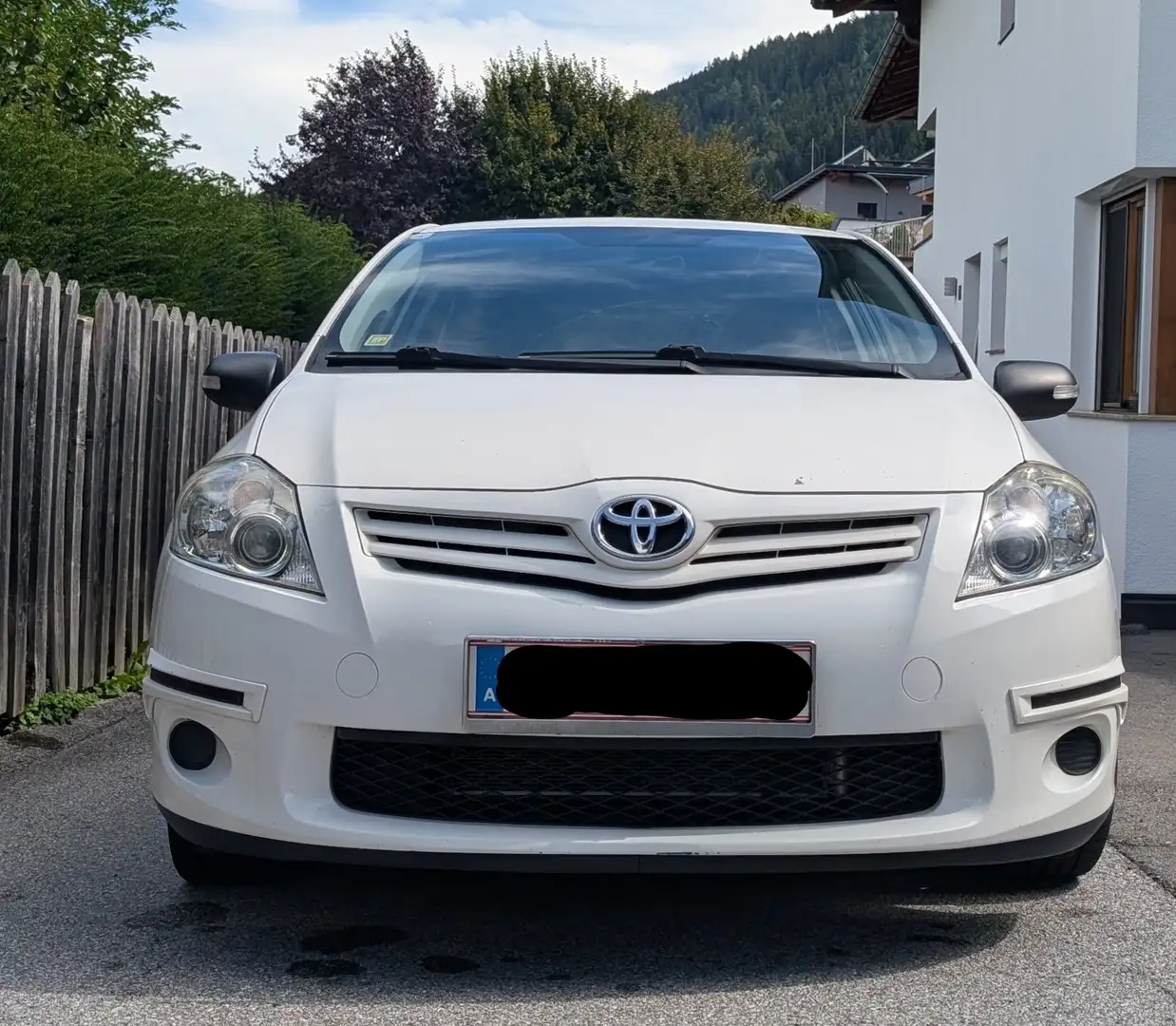 Toyota Auris 1,33 dVVT-i S&S Young - 2