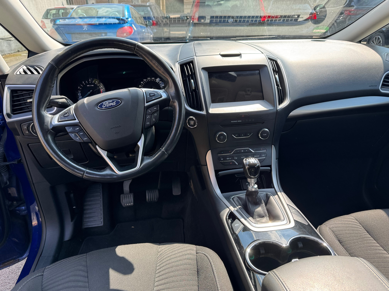 Ford S-Max Business 7 SITZE — photo 14