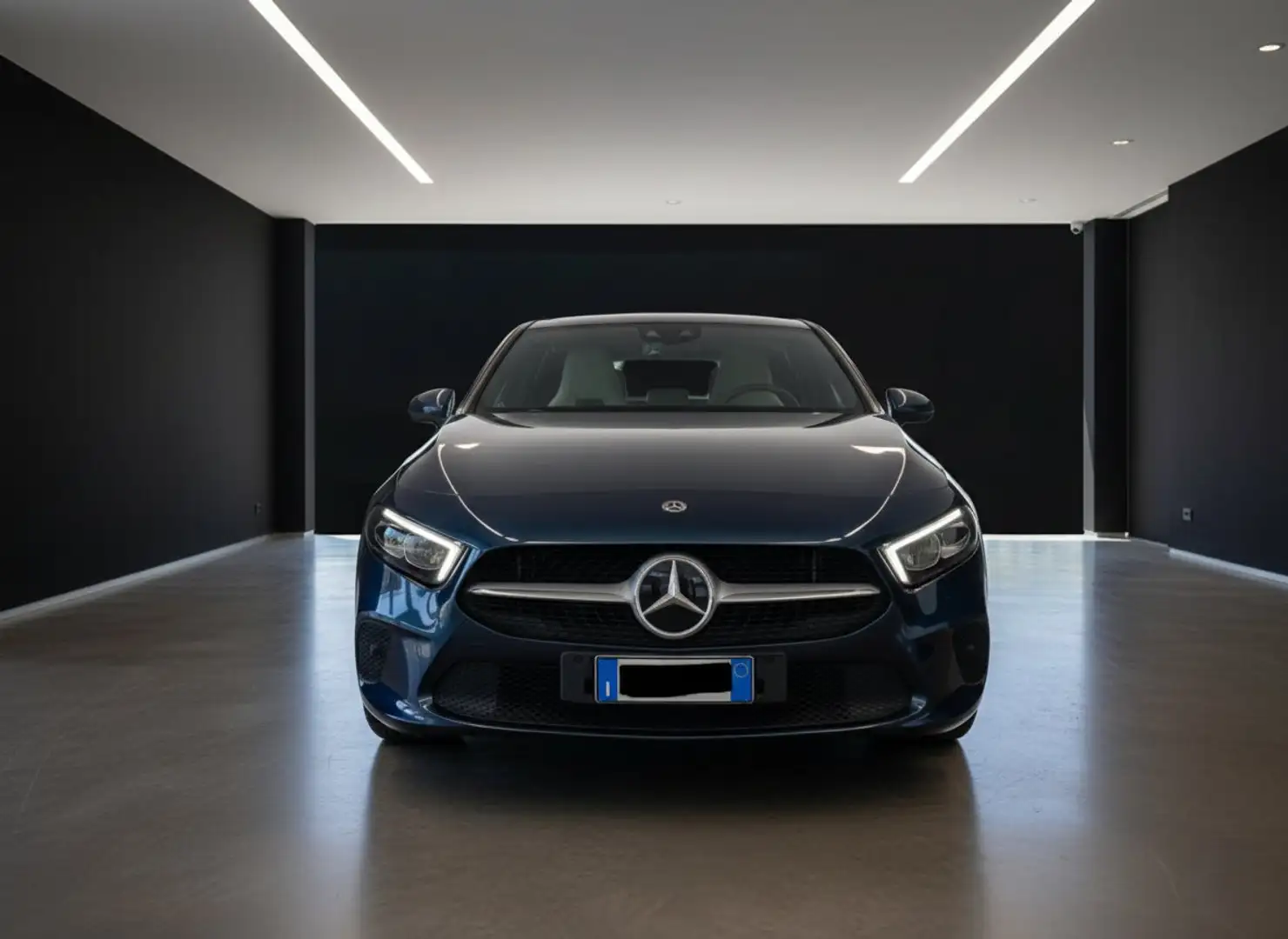 Mercedes-Benz A 180 Classe A - W177 2018 d Sport Night edition auto Blu/Azzurro - 2