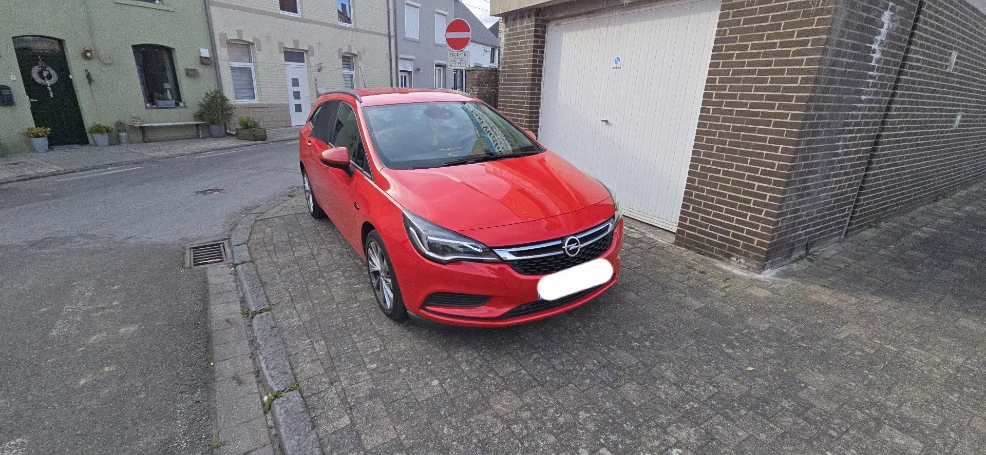 Opel Astra Sports Tourer 1.6 CDTi ecoFLEX - 2