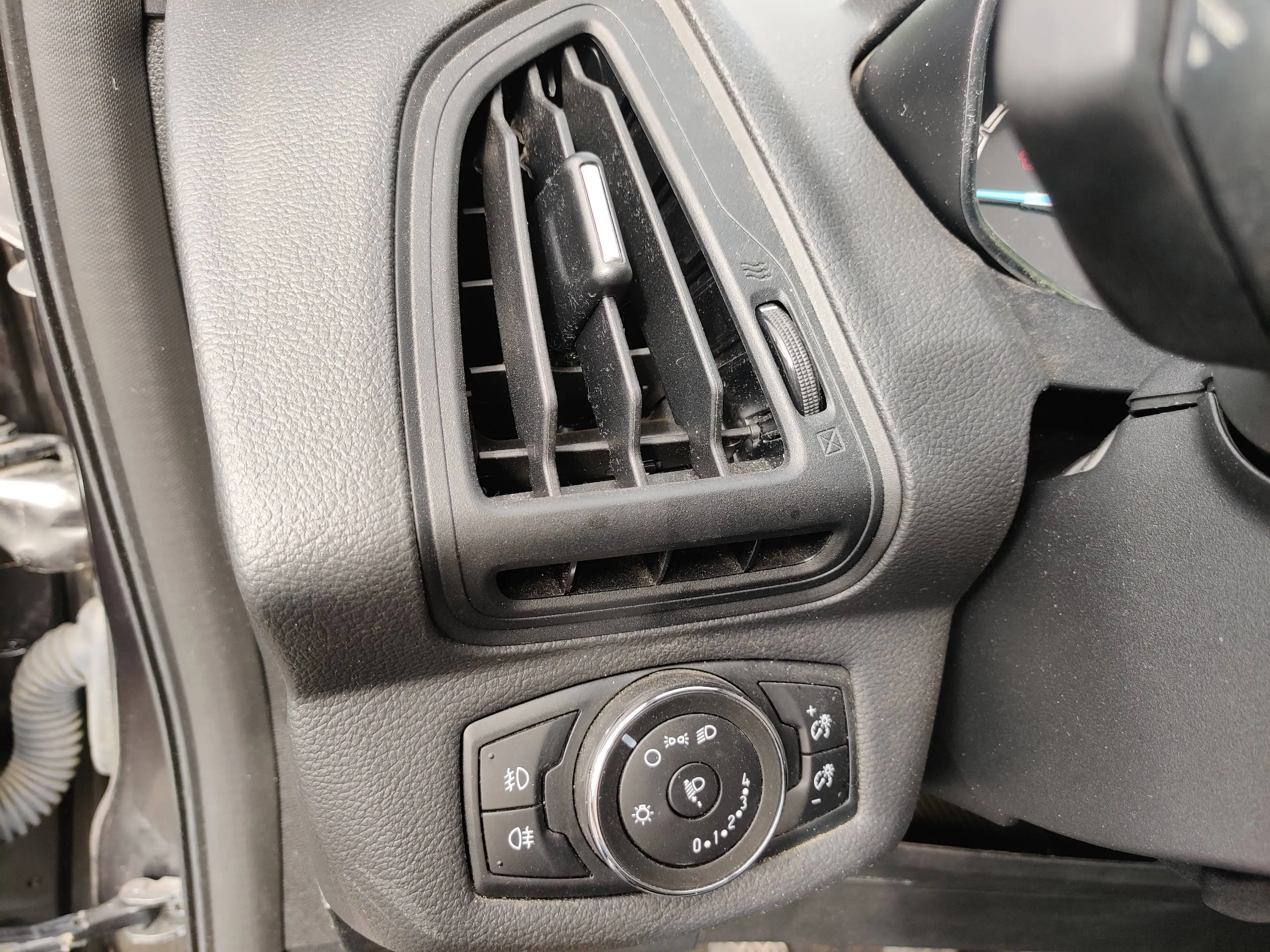 Ford B-Max B-Max 1.0 EcoBoost Trend S — photo 11