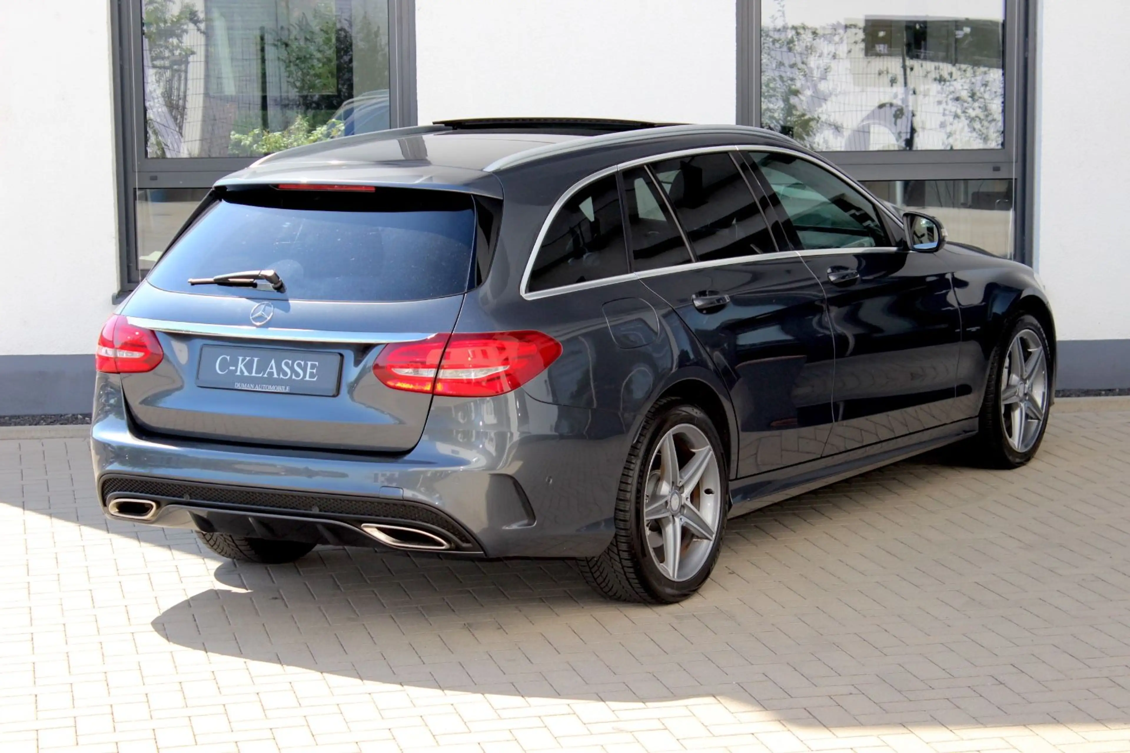 Mercedes-Benz C 250 CGI T - AMG-STYLING PDC PANO S-SITZE ILS — photo 4