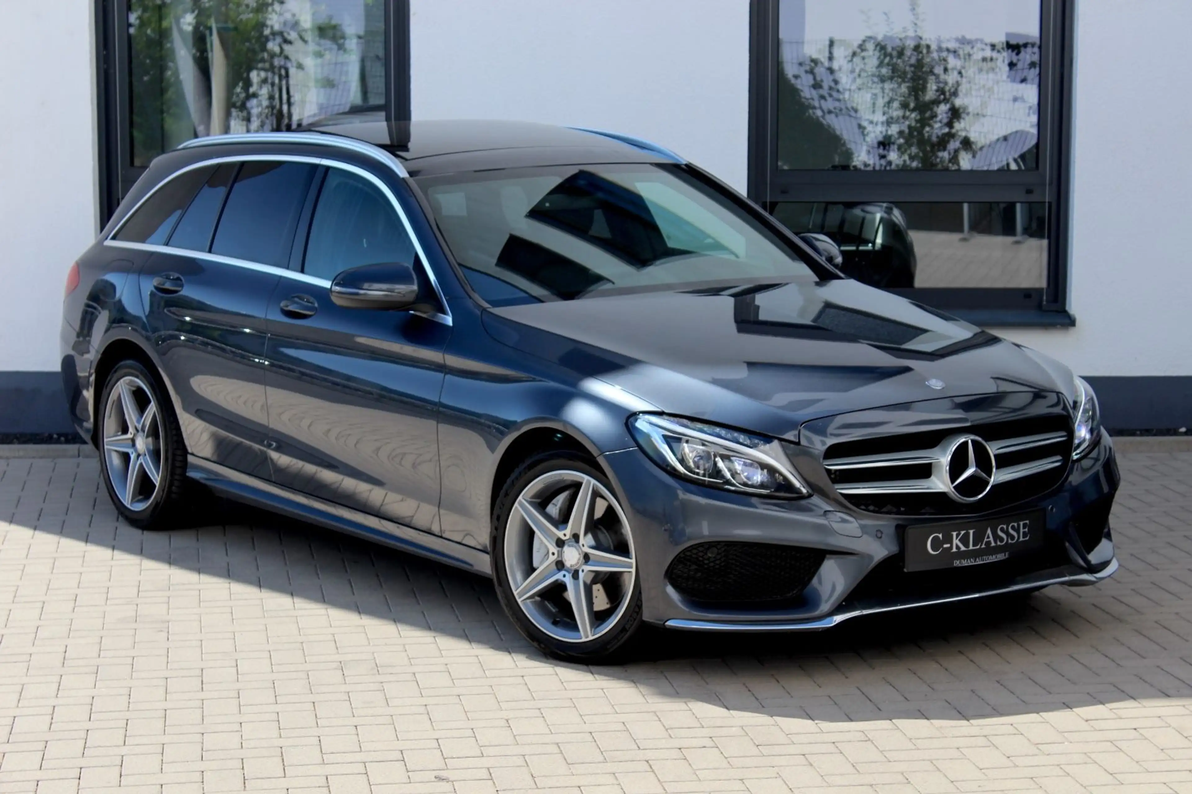 Mercedes-Benz C 250 CGI T - AMG-STYLING PDC PANO S-SITZE ILS — photo 3