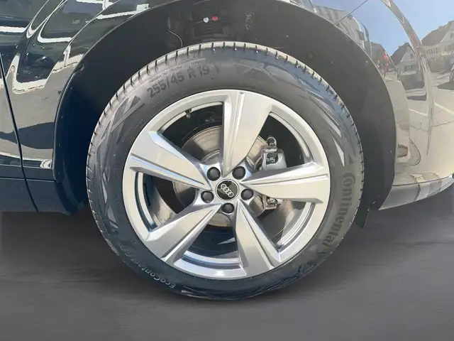 Audi Q3 TFSI 110 kW  intense Ansicht 20