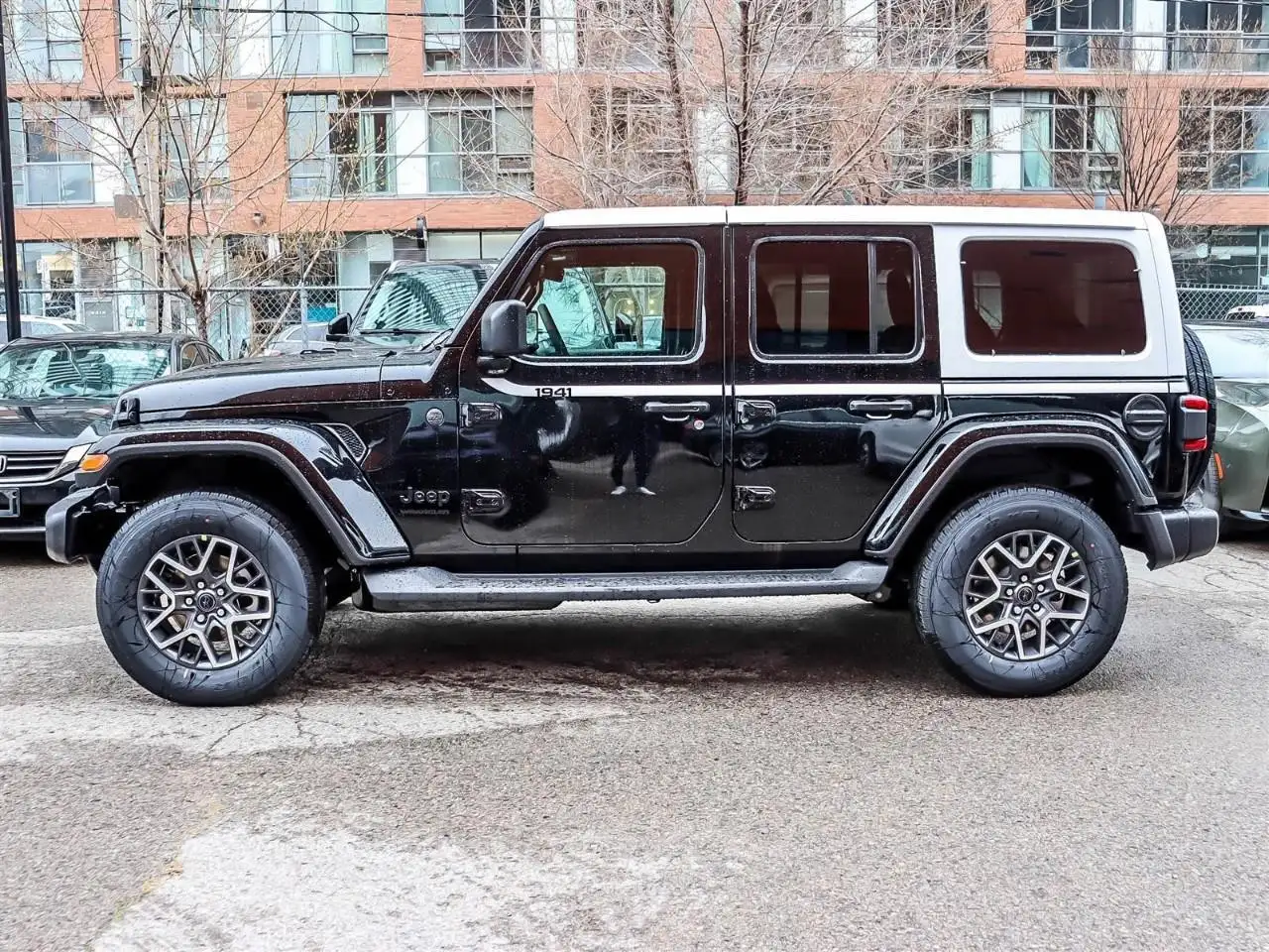 Jeep Wrangler photo Jeep Wrangler