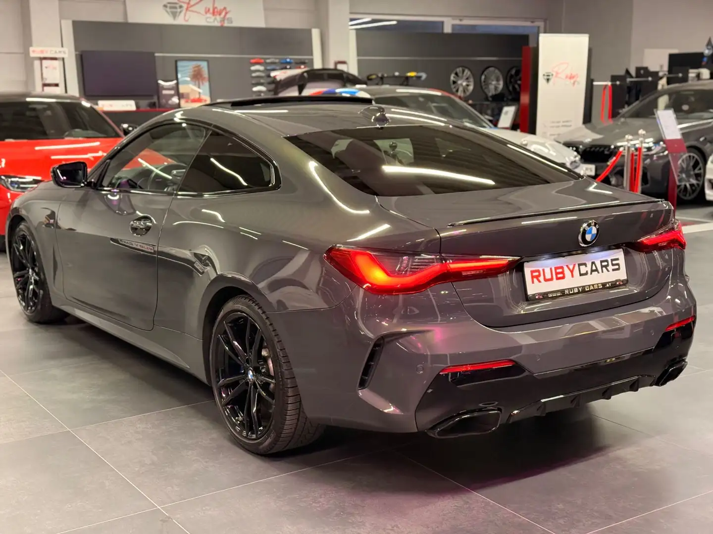 BMW 440 M440i 48 V xDrive Aut. Silber - 2