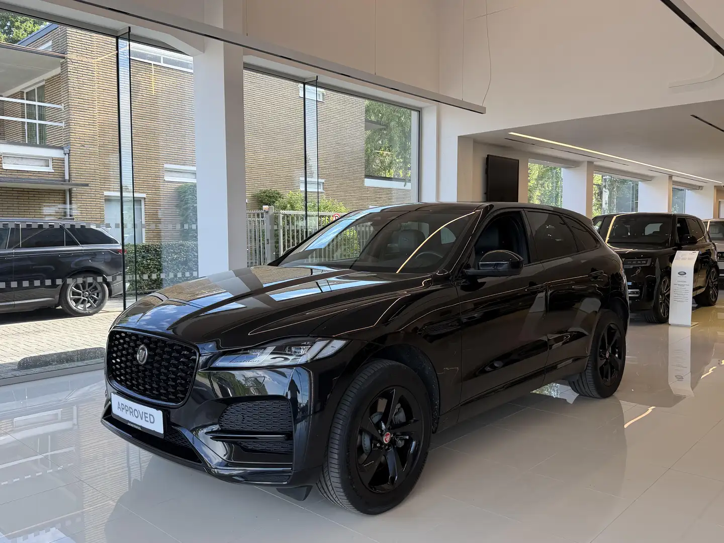 jaguar f-pace