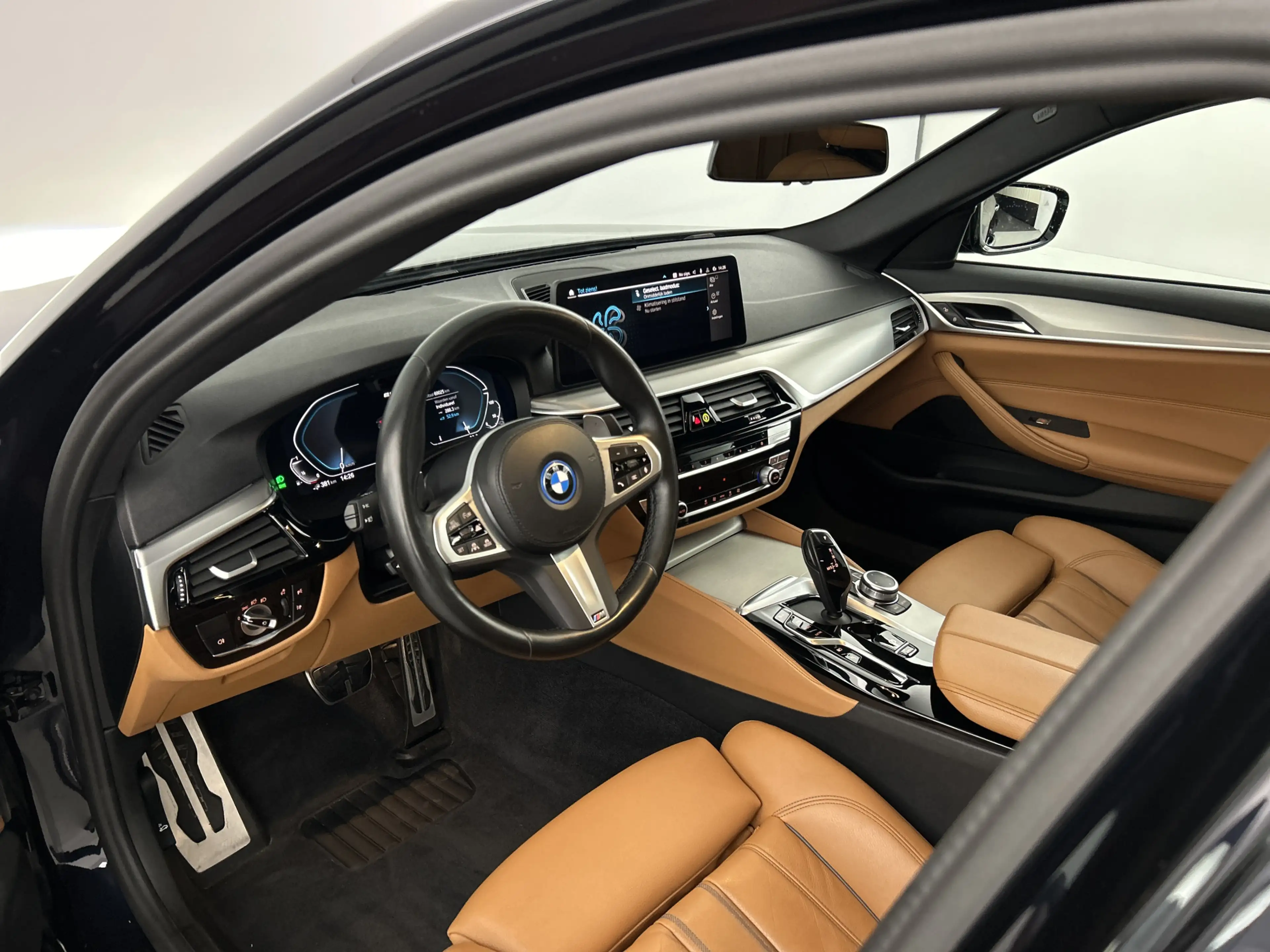 BMW 545 5-serie 545e xDrive M-Sport/M-Remm/Schuifd/Laser/2 — photo 14