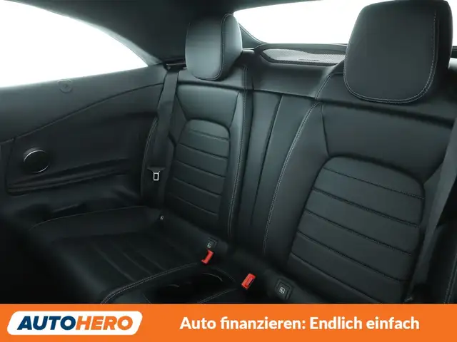 Mercedes-Benz C-Class view 14