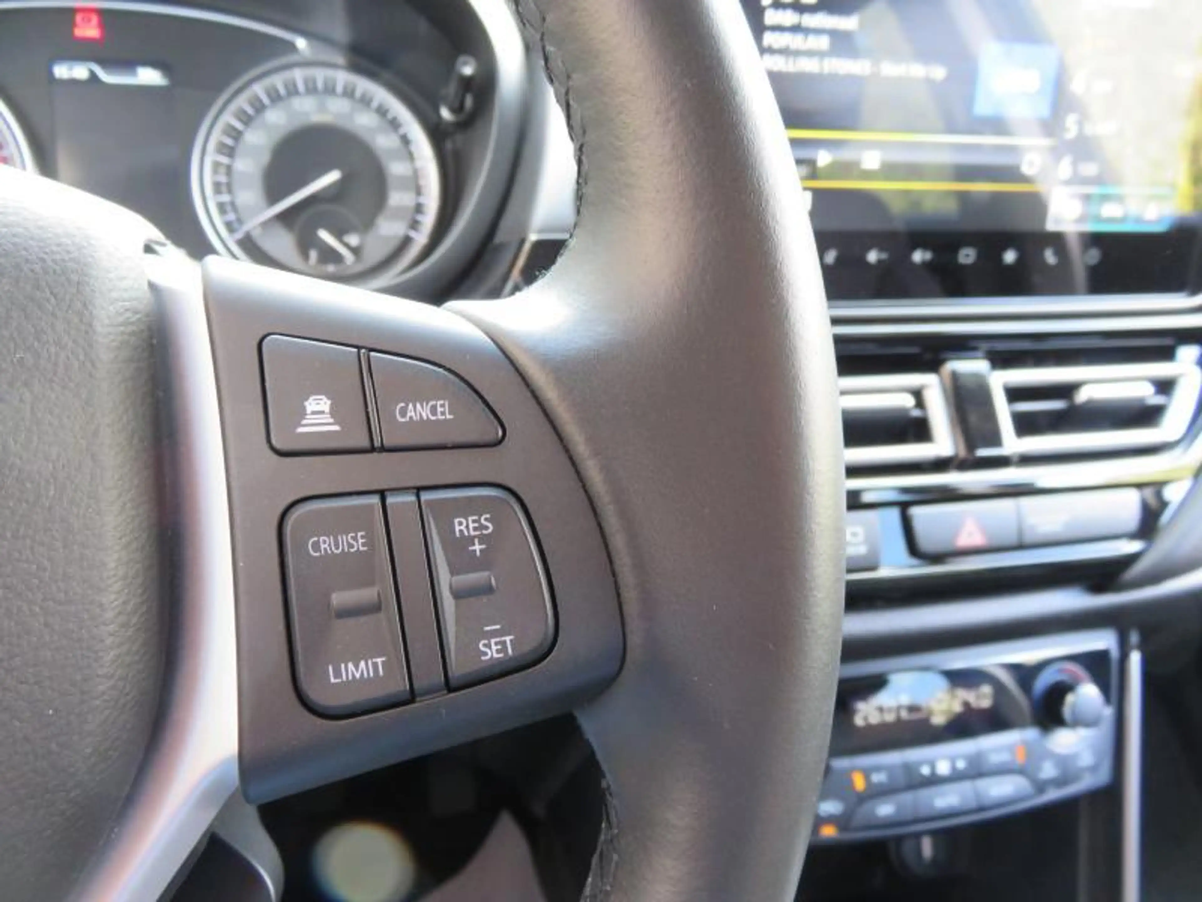 Suzuki S-Cross 1.4 GLX — photo 15