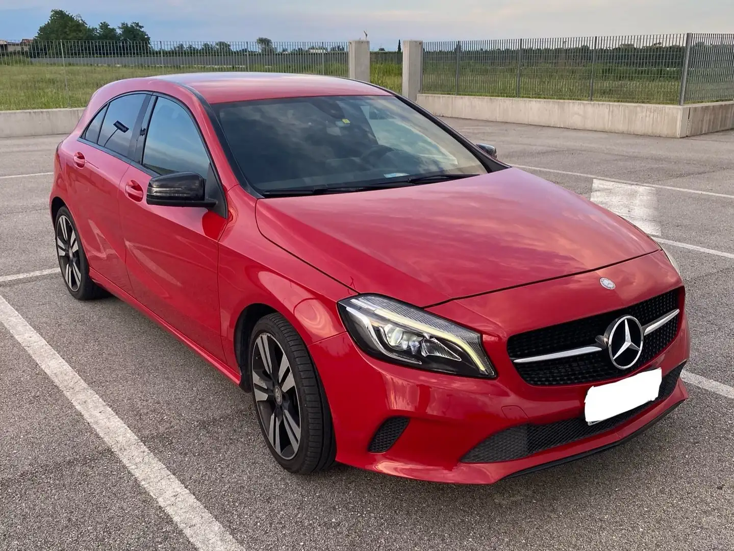 Mercedes-Benz A 180 Classe A - W176 d Premium my16 Rosso - 1