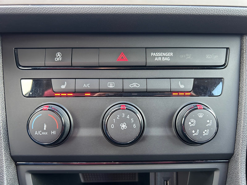 SEAT Leon Reference Winterpaket*PDC*Alu*HU/AU neu — photo 9
