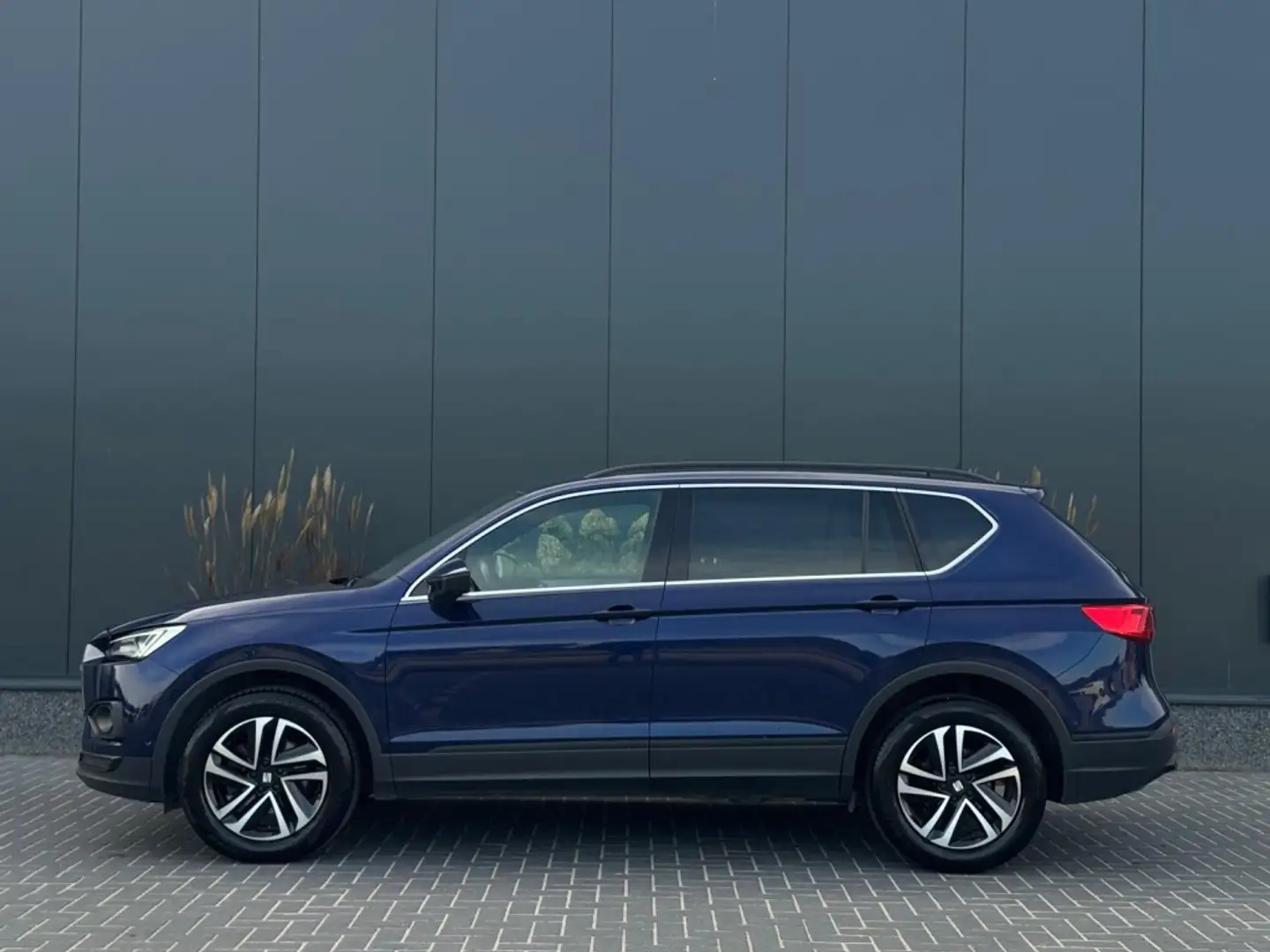 SEAT Tarraco 1.5 TSI StyBns In 7p NAVI VIRTUAL CLIMATE PDC CAME Blauw - 2