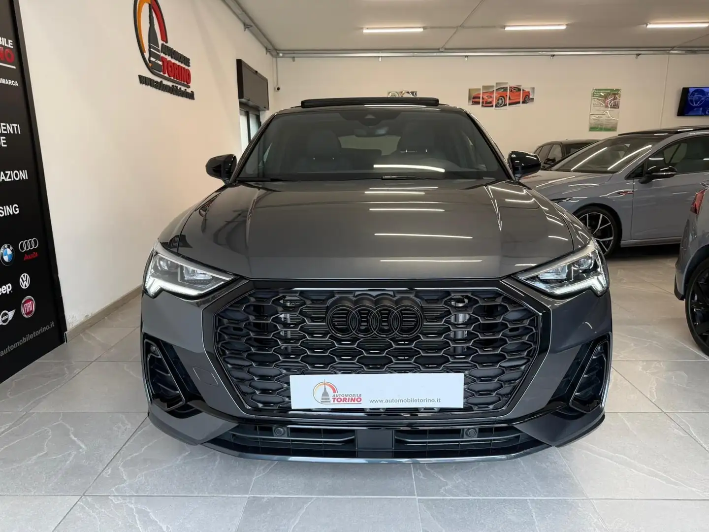 Audi Q3 35 TFSI S tronic S line edition TETTO Grigio - 2