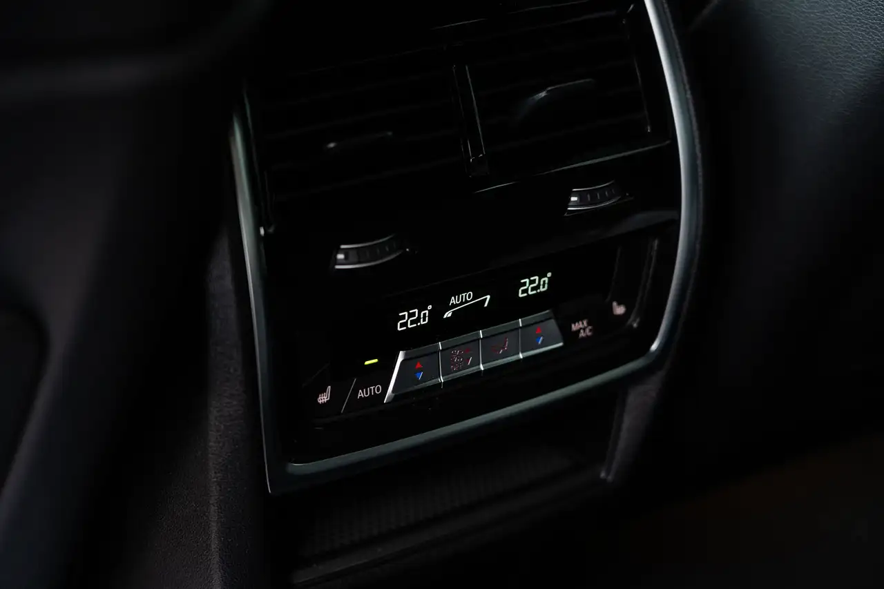 BMW X6 снимка BMW X6
