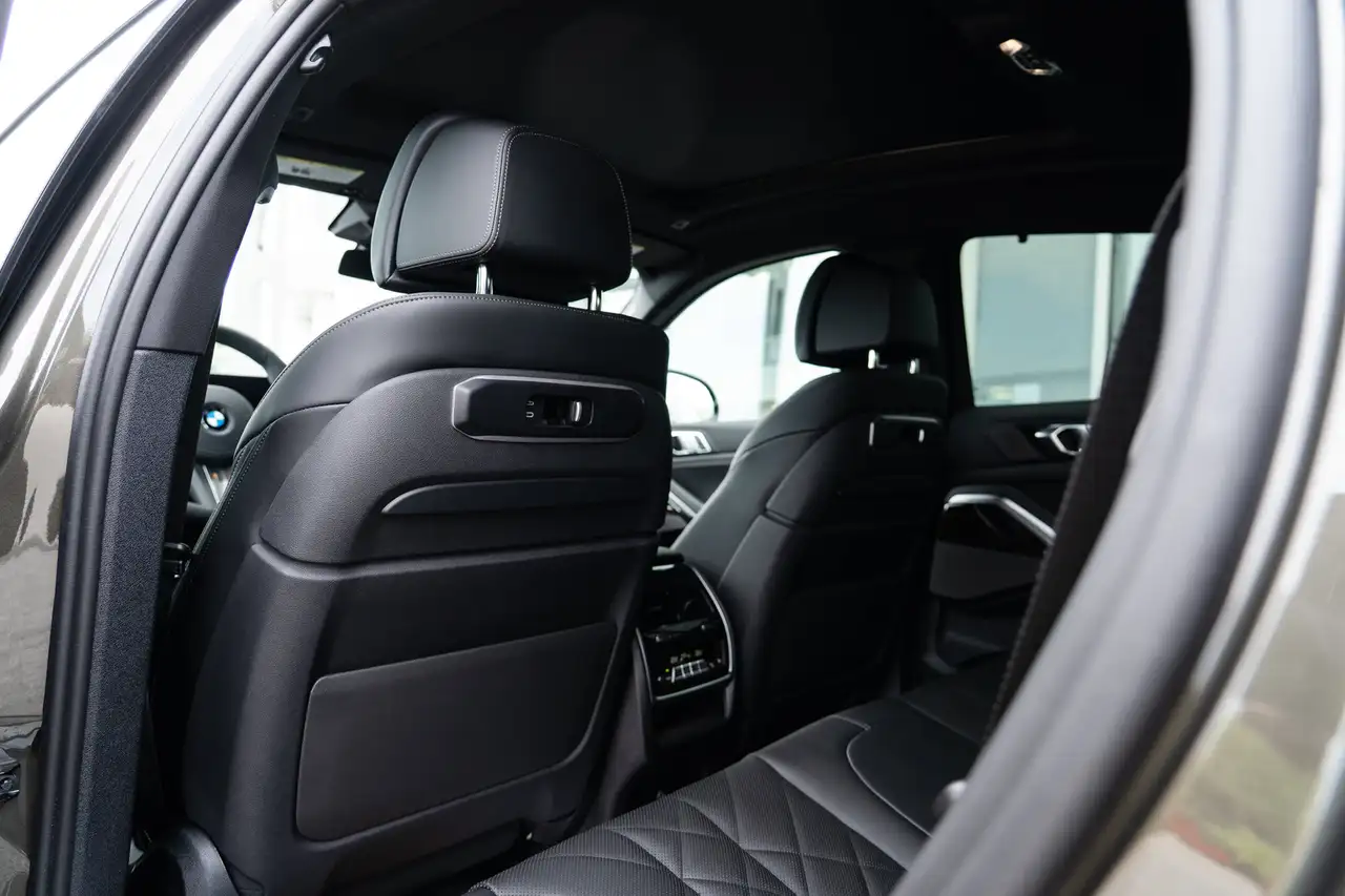 BMW X6 снимка BMW X6