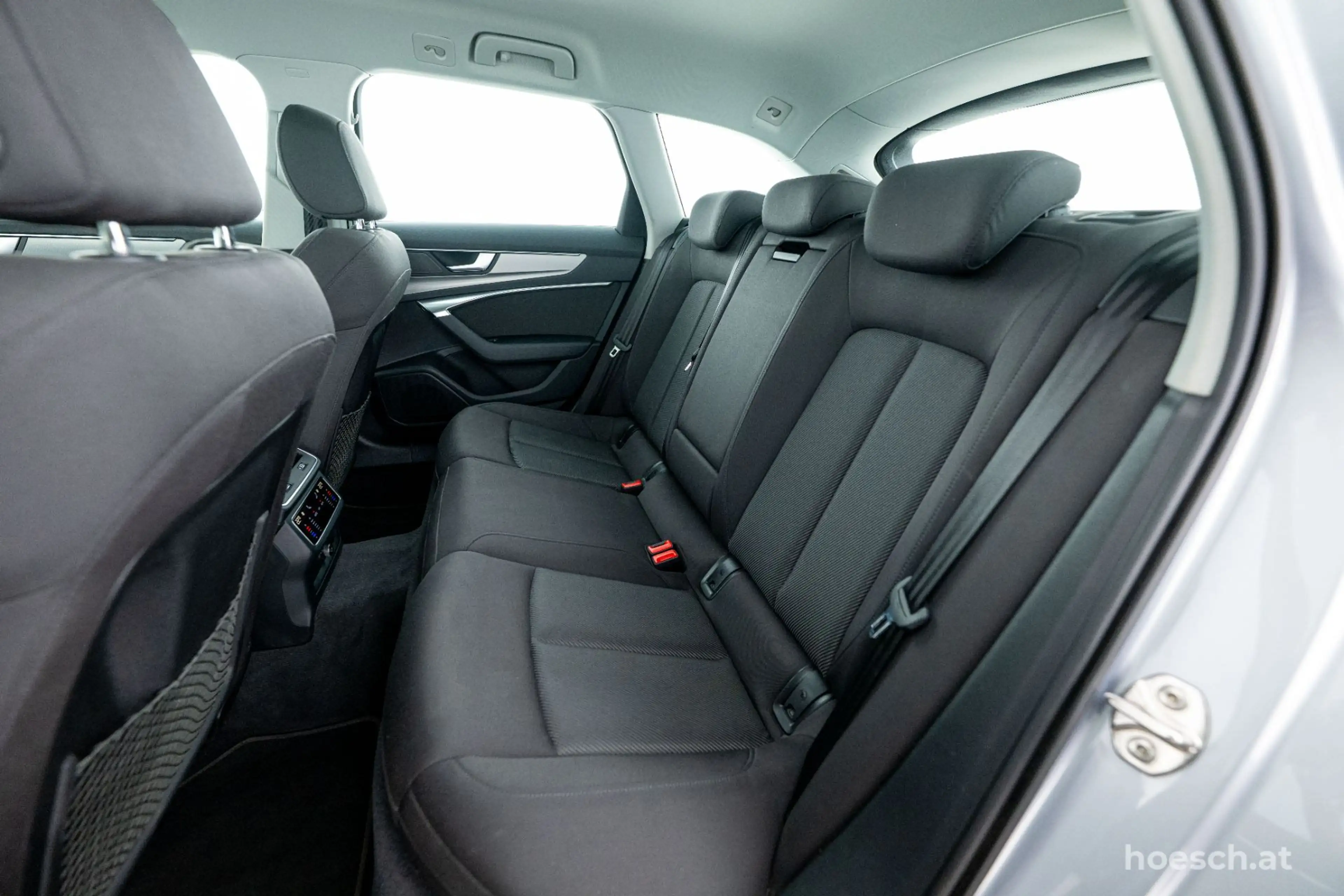 Audi A6 Avant 50 TFSI e quattro Sport AHK MATRIX 360° ASS — photo 7
