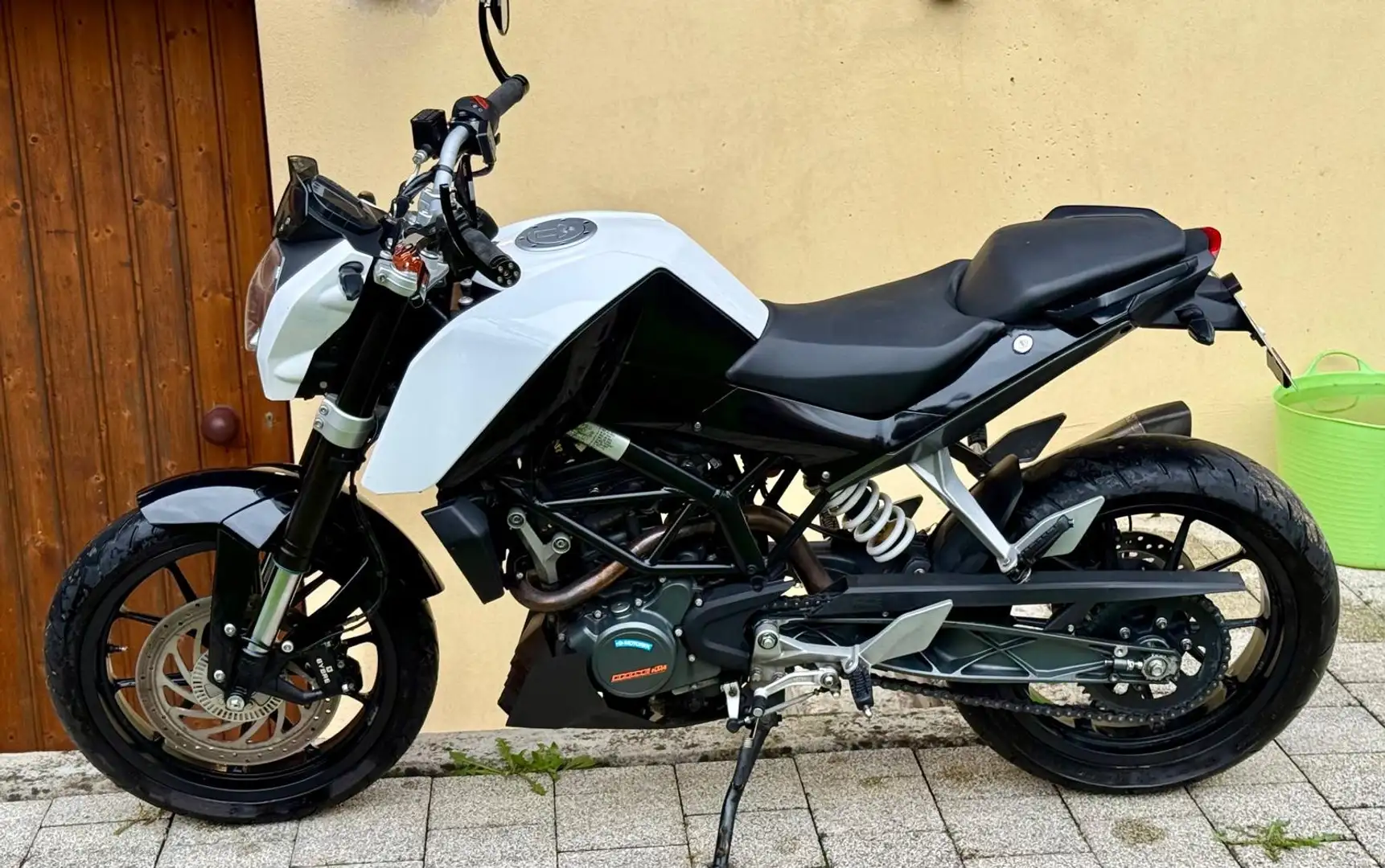 KTM 125 Duke KTM 125 IS Duke  A3 Negru - 1