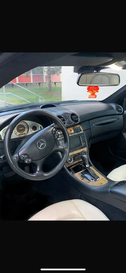 Mercedes-Benz CLK 320 CLK 320 Avantgarde CDI Aut. Avantgarde Schwarz - 2