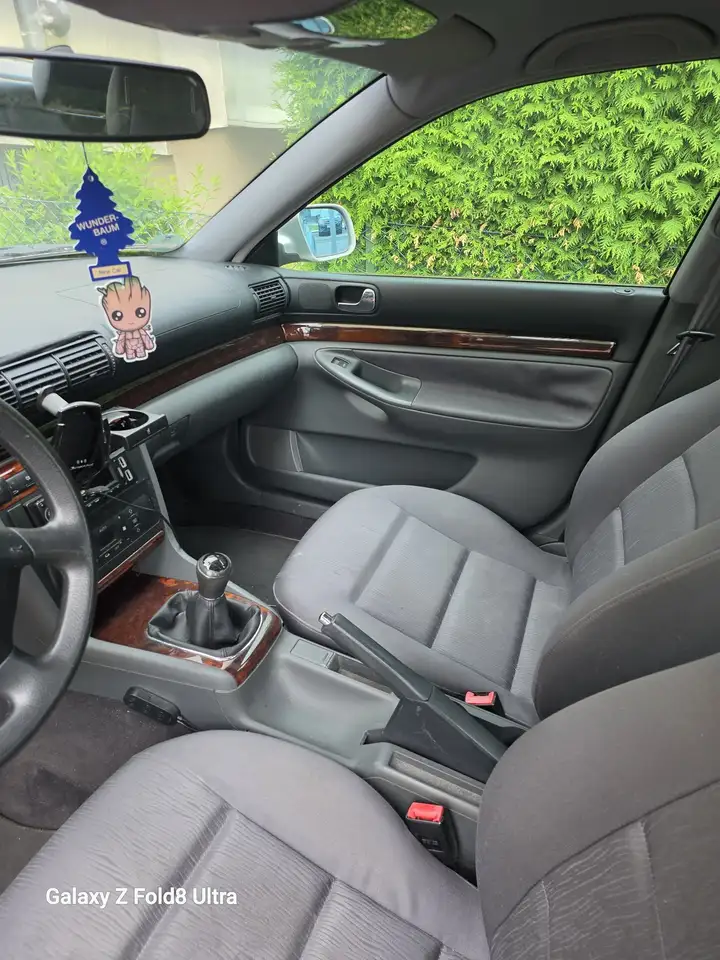 Audi A4 1.8, foto 3