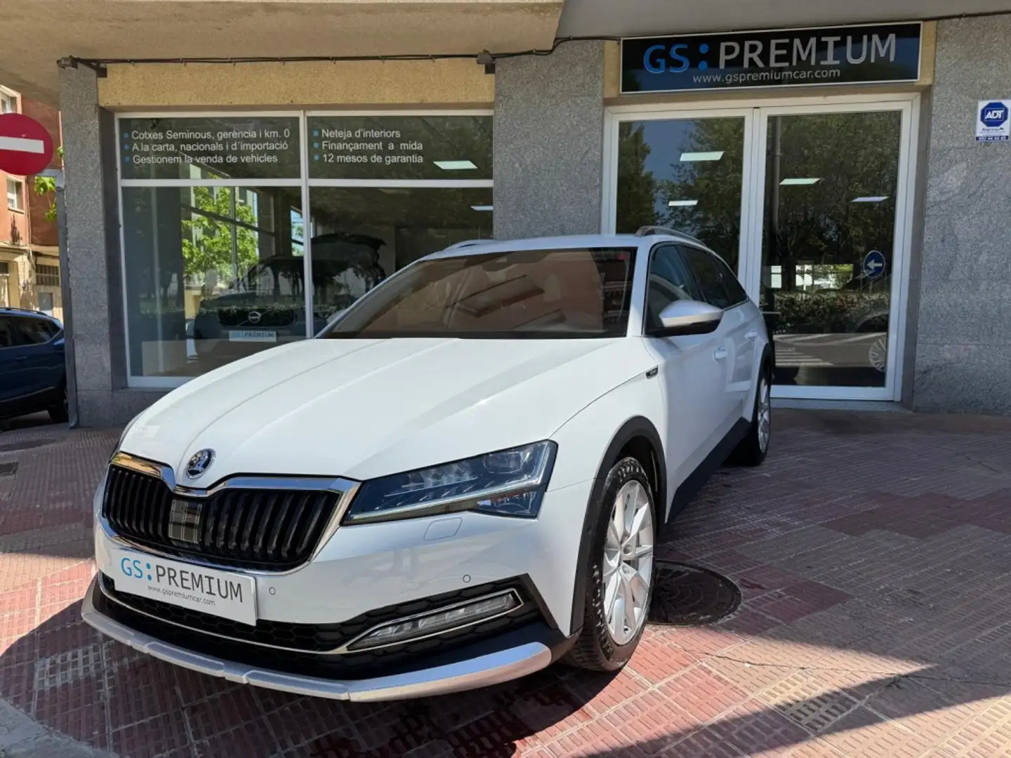 Skoda Octavia 2.0TDI CR DSG 4x4 135kW Alb - 1