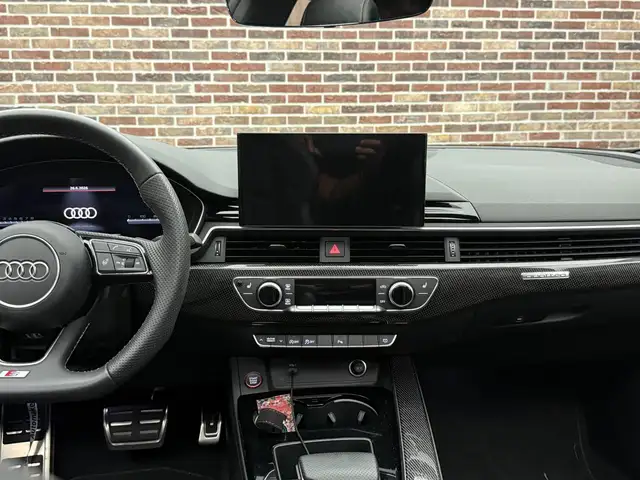 Audi RS5 view 7