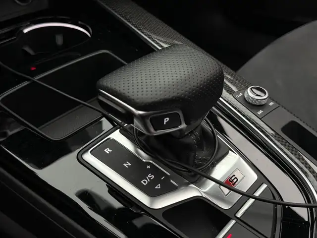 Audi RS5 view 11