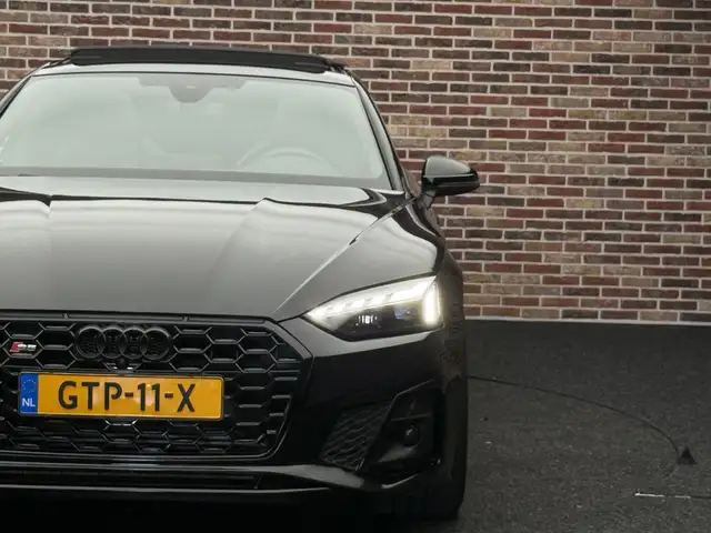 Audi RS5 view 23