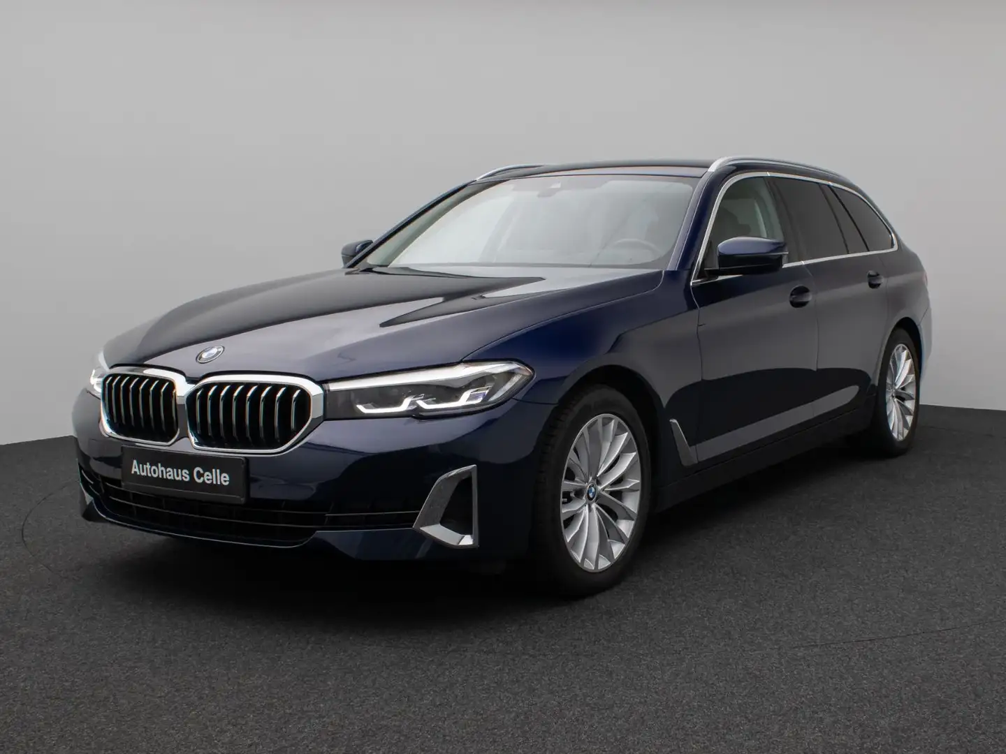 BMW 520 d xD Luxury Line Kamera HUD DAB HiFi DisplKey Blue - 1