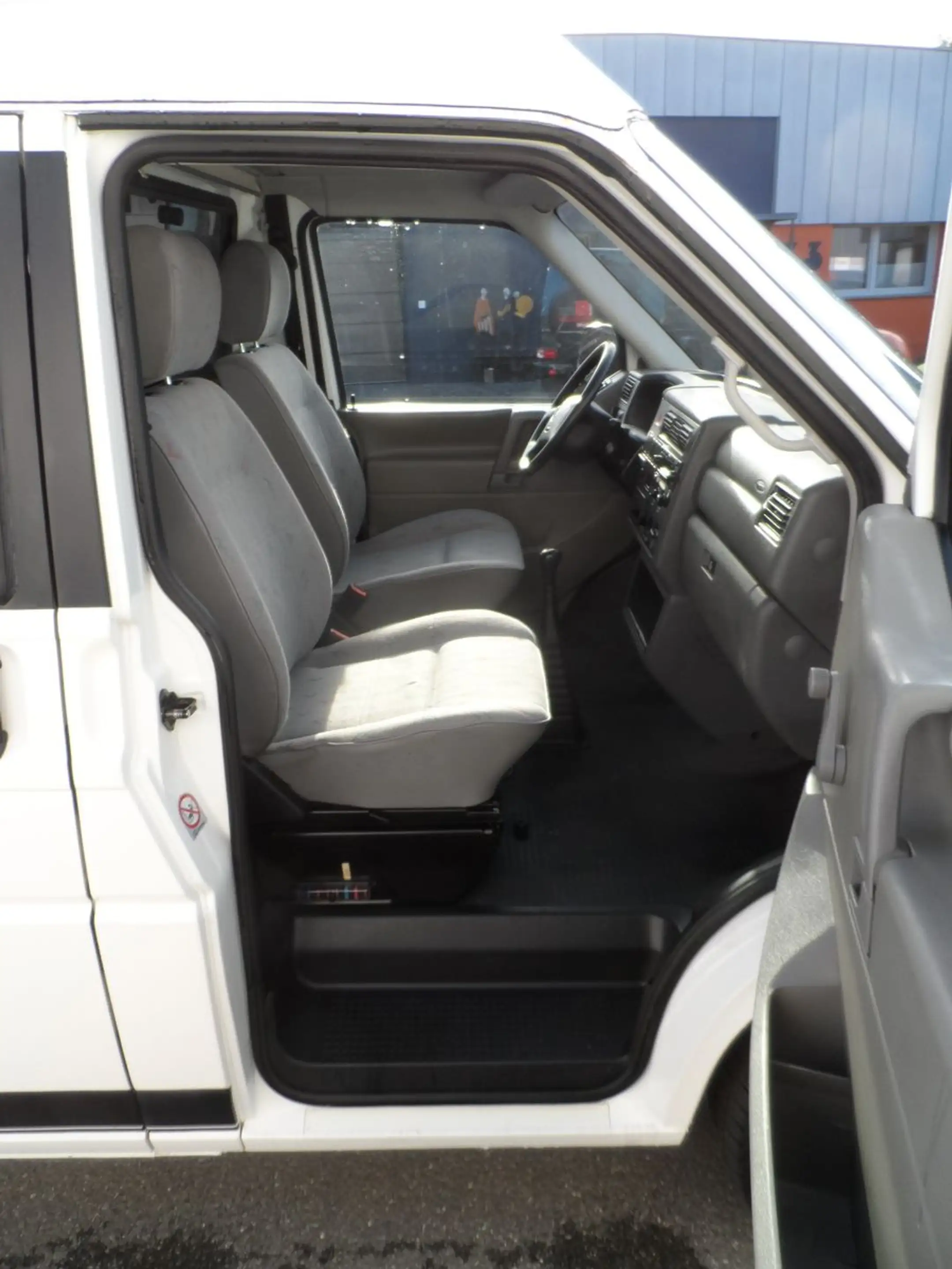 Volkswagen T4 Hochdach 2,5l TDi Klima ZV Doppelairbag 1. Hd — photo 12